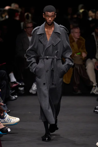 Look 38